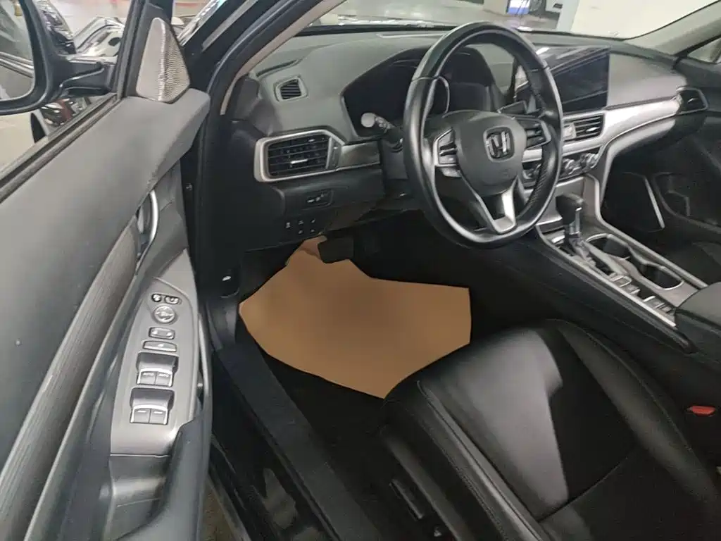 Honda Accord 2021 — фото 15