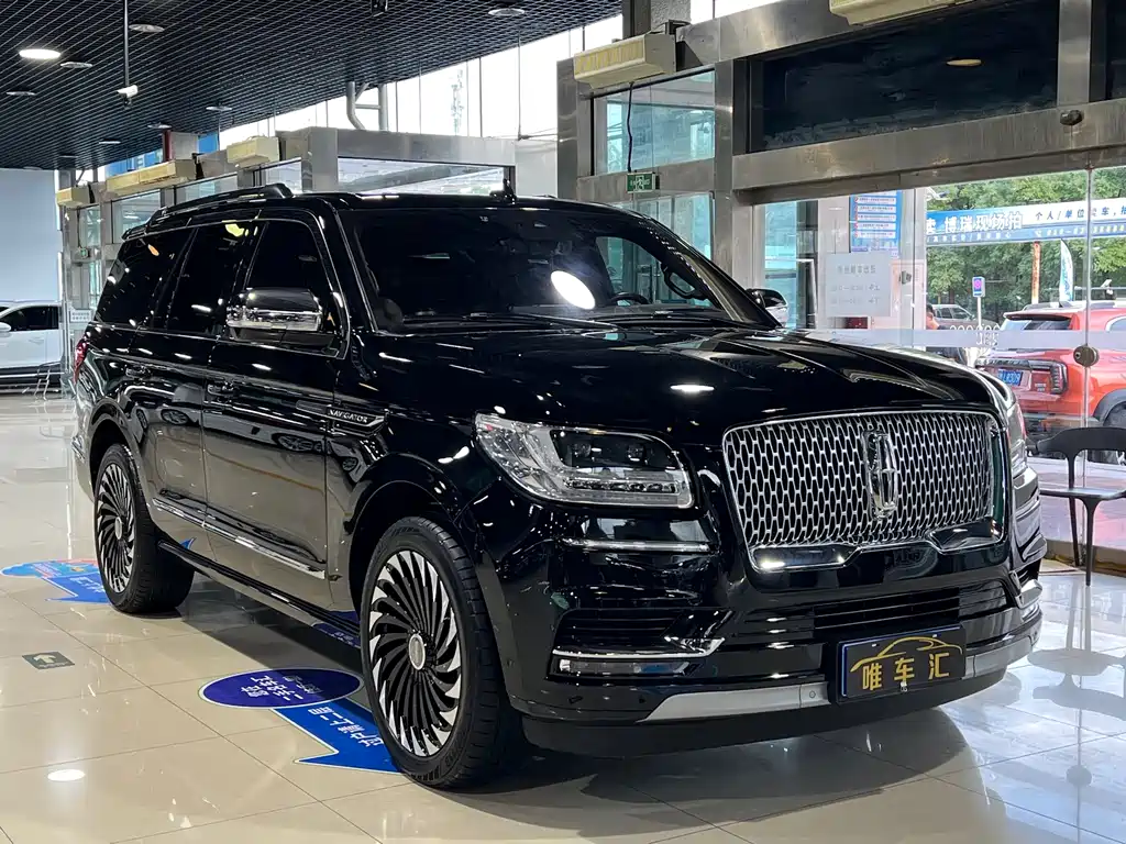 Lincoln Navigator 2021
