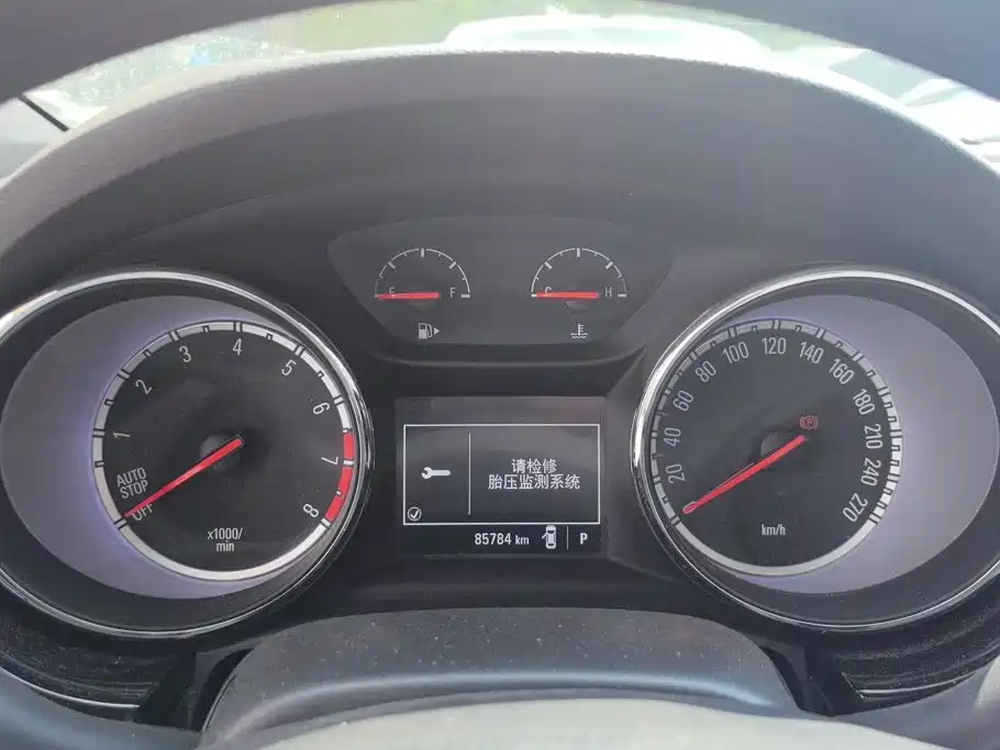Buick Verano 2017 — фото 14