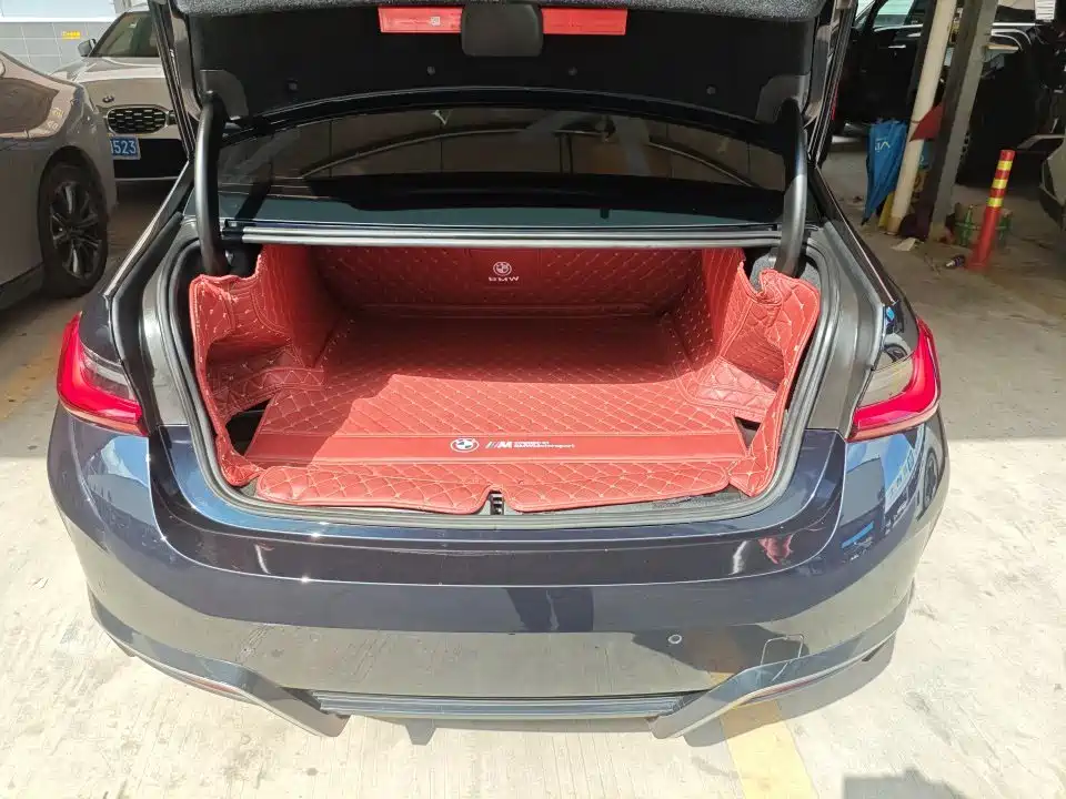 BMW i3 2024