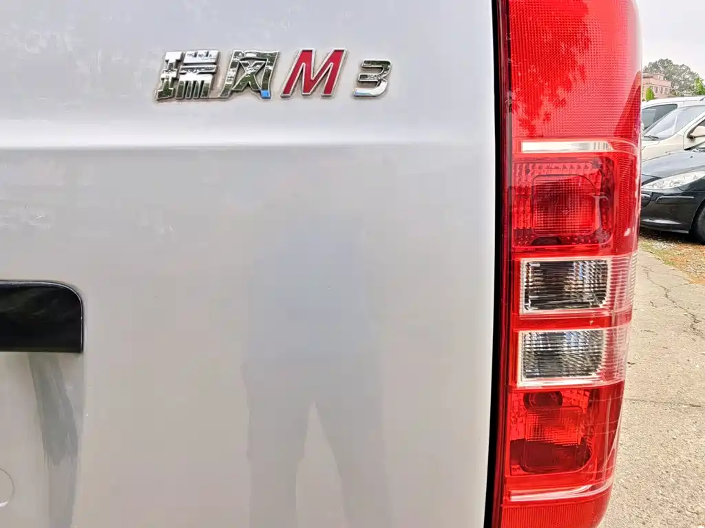 JAC Refine Refine M3 2020 — фото 23
