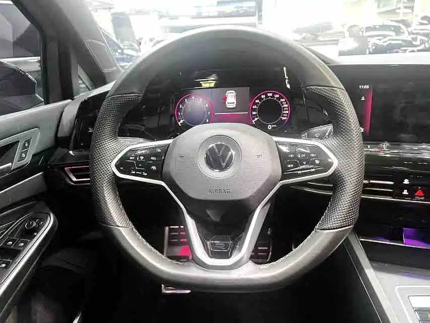 Volkswagen Golf 2024