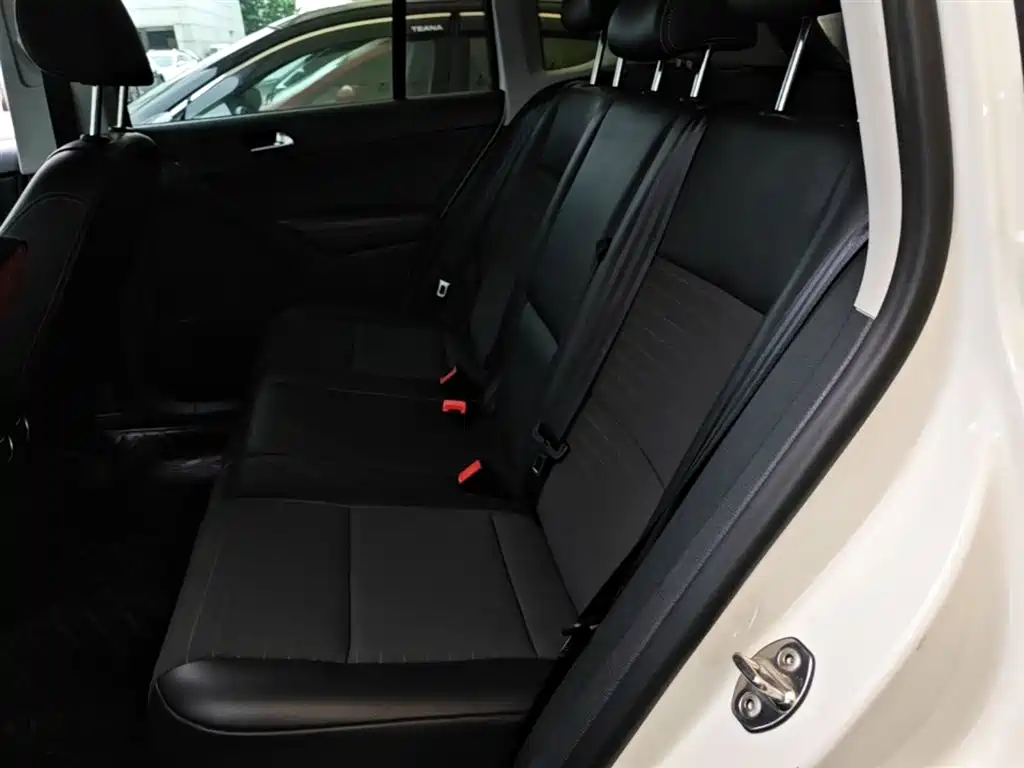 Volkswagen Tiguan 2019 — фото 17