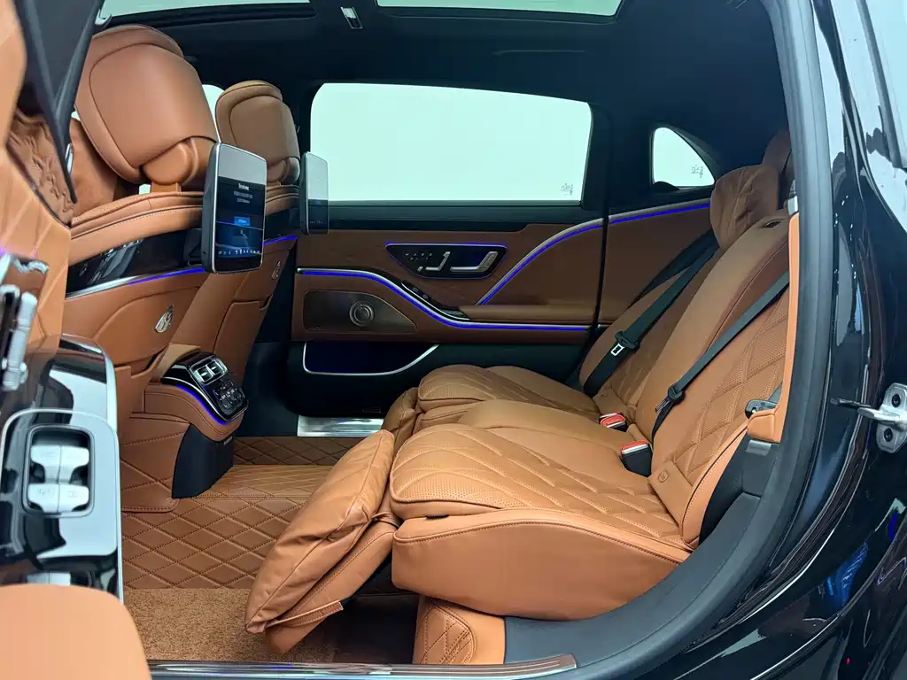 Mercedes-Benz Maybach S-Class 2024 — фото 13