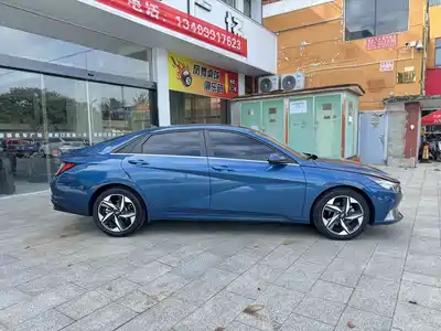Hyundai Elantra 2023