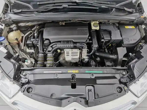 Citroën C4L 2016