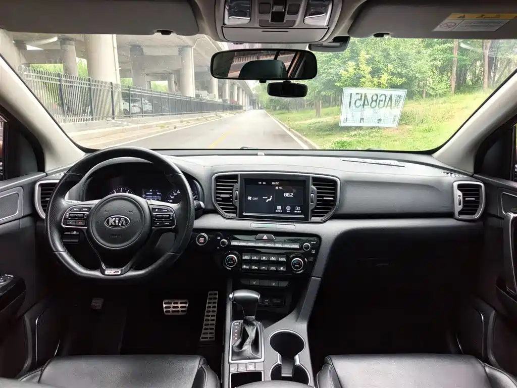Kia KX5 2016 — фото 11