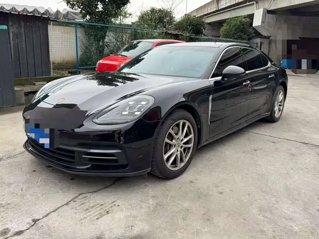Porsche Panamera 2020