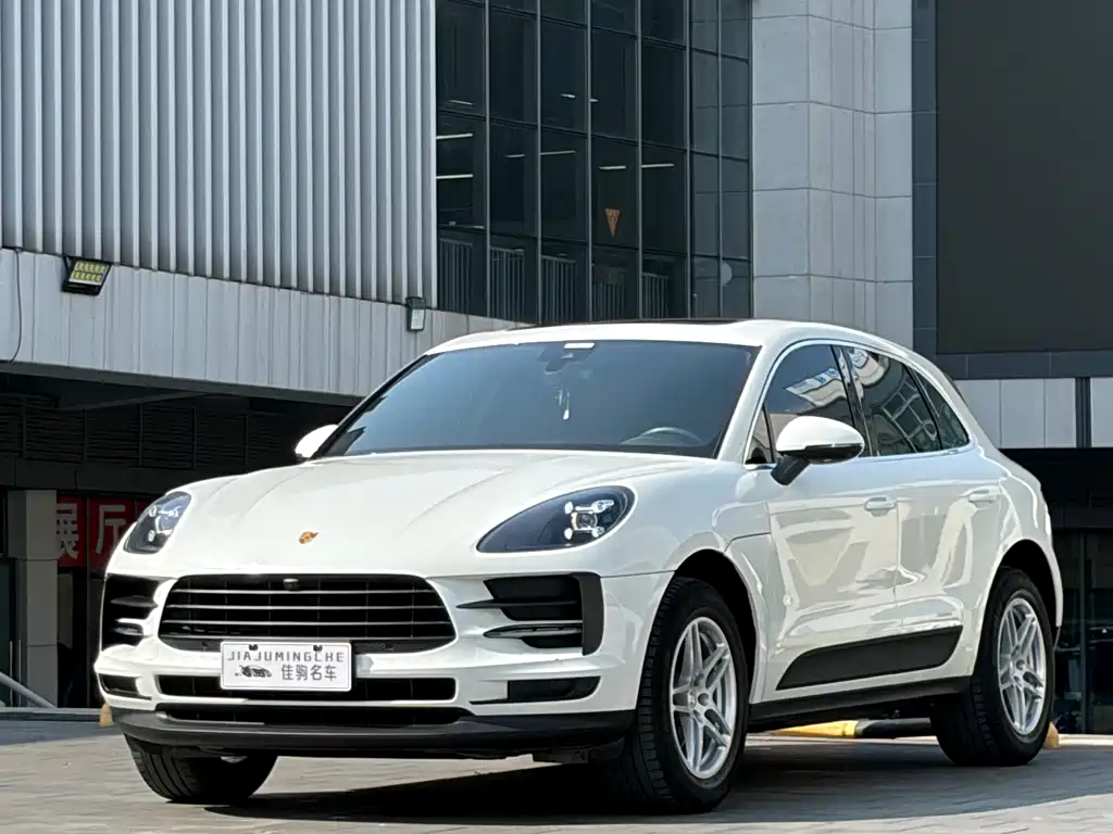 Porsche Macan 2021 — фото 1