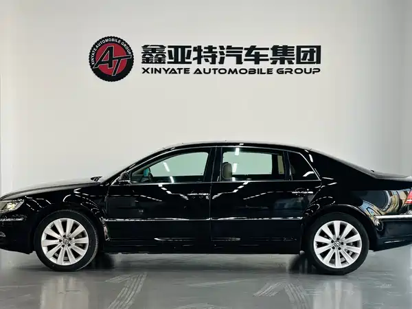 Volkswagen Phaeton 2012