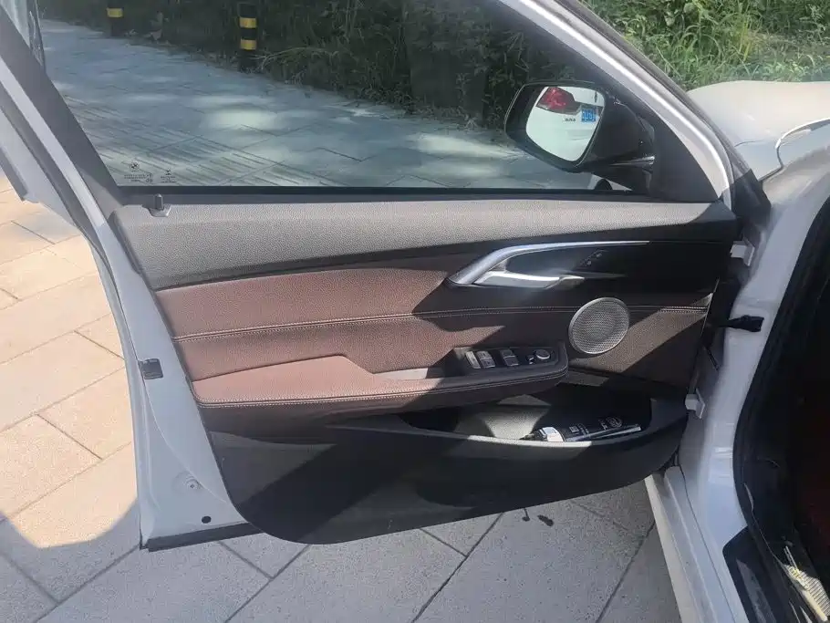BMW 1 Series 2023
