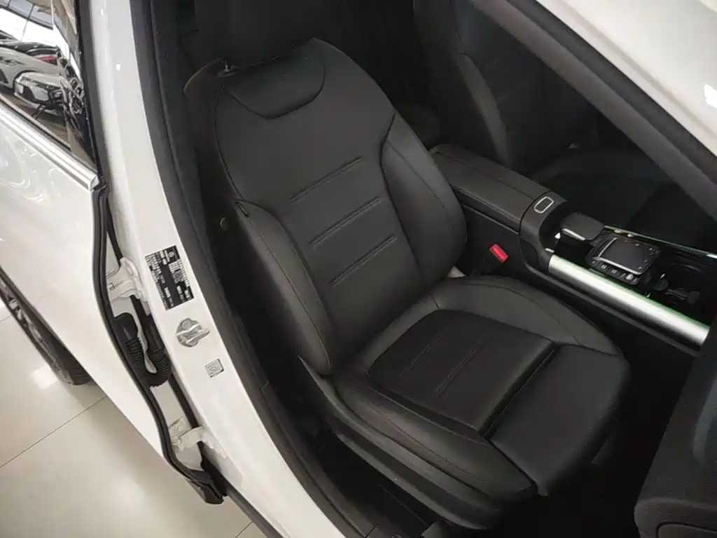 Mercedes-Benz GLA 2023 — фото 25