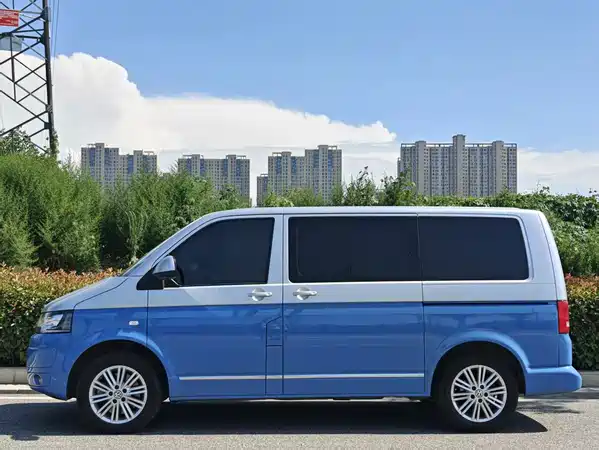 Volkswagen Metroway 2015