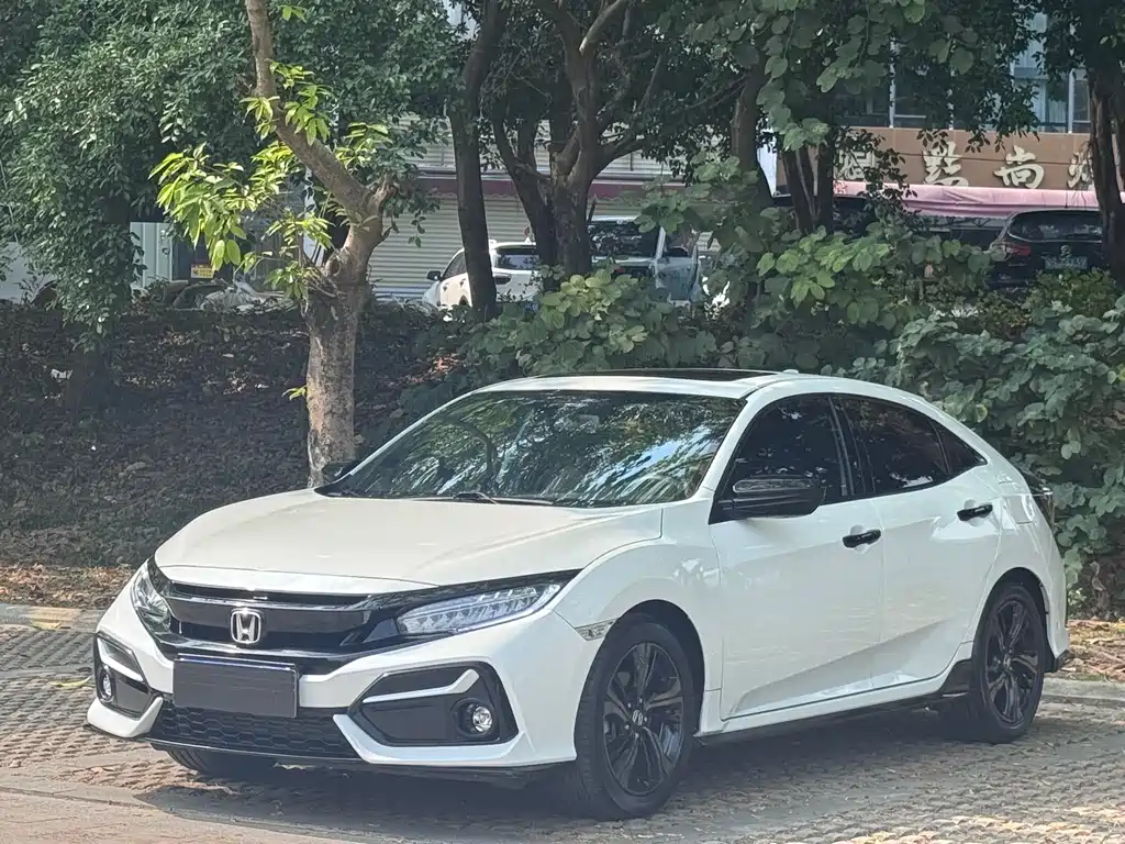 Honda Civic 2021 — фото 1