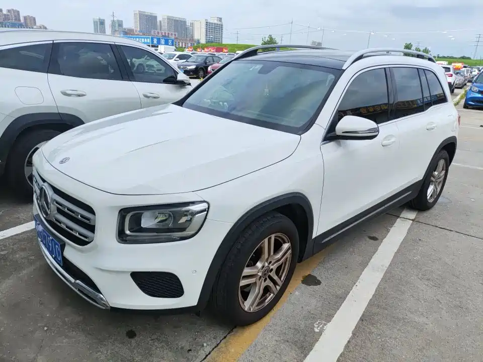 Mercedes-Benz GLB 2020