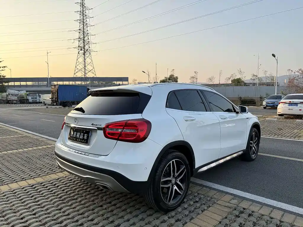 Mercedes-Benz GLA 2017 — фото 8