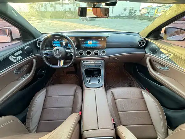 Mercedes-Benz E-Class 2021