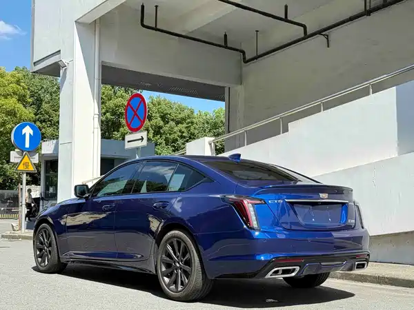 Cadillac CT5 2023