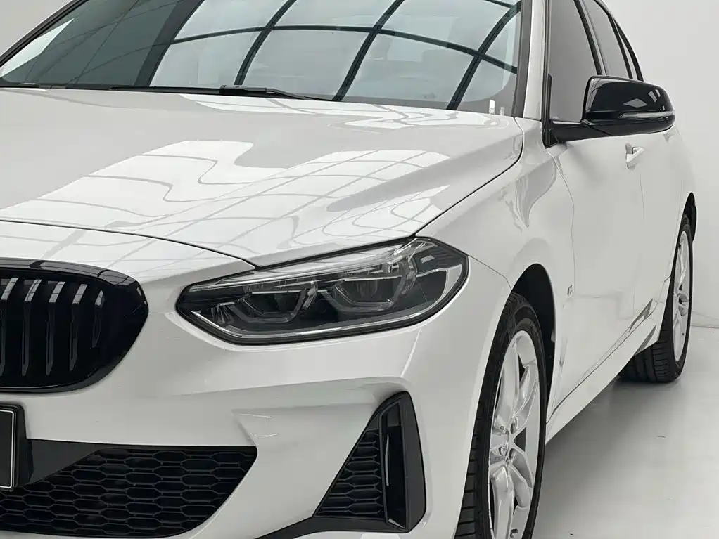 BMW 1 Series 2023