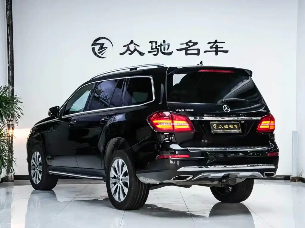 Mercedes-Benz GLS 2017 — фото 11