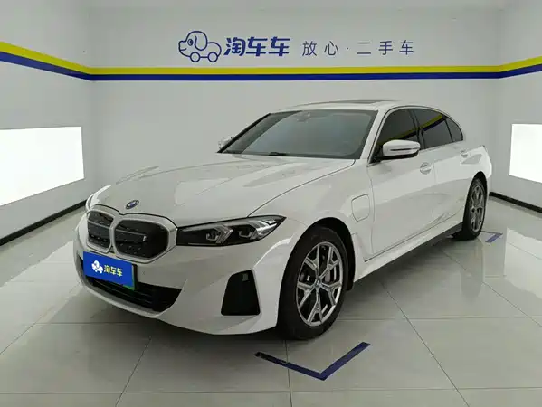 BMW i3 2024