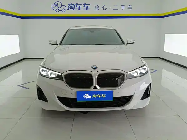 BMW i3 2024