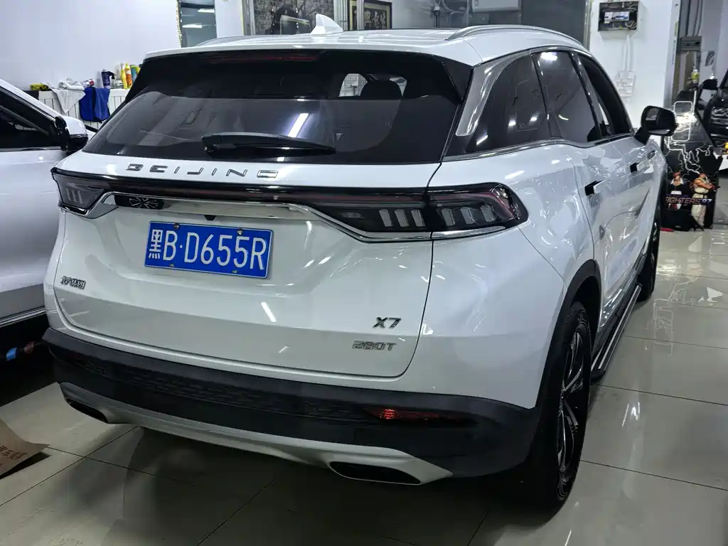 BAIC X7 2022 — фото 12