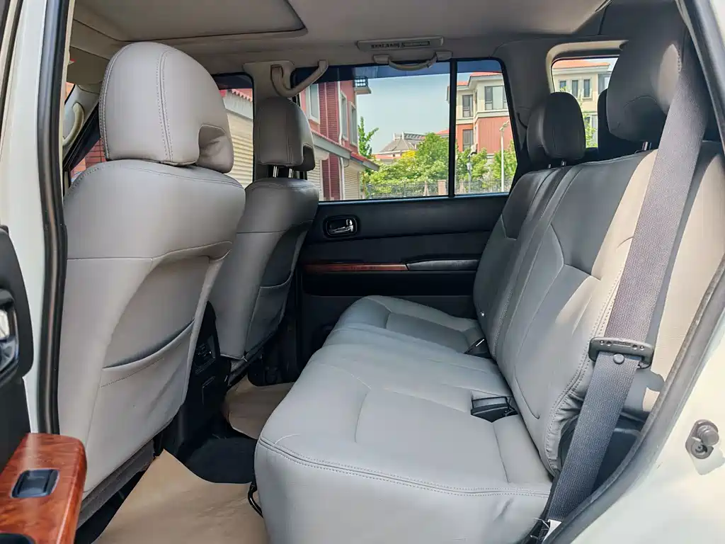 Nissan Patrol 2018 — фото 13
