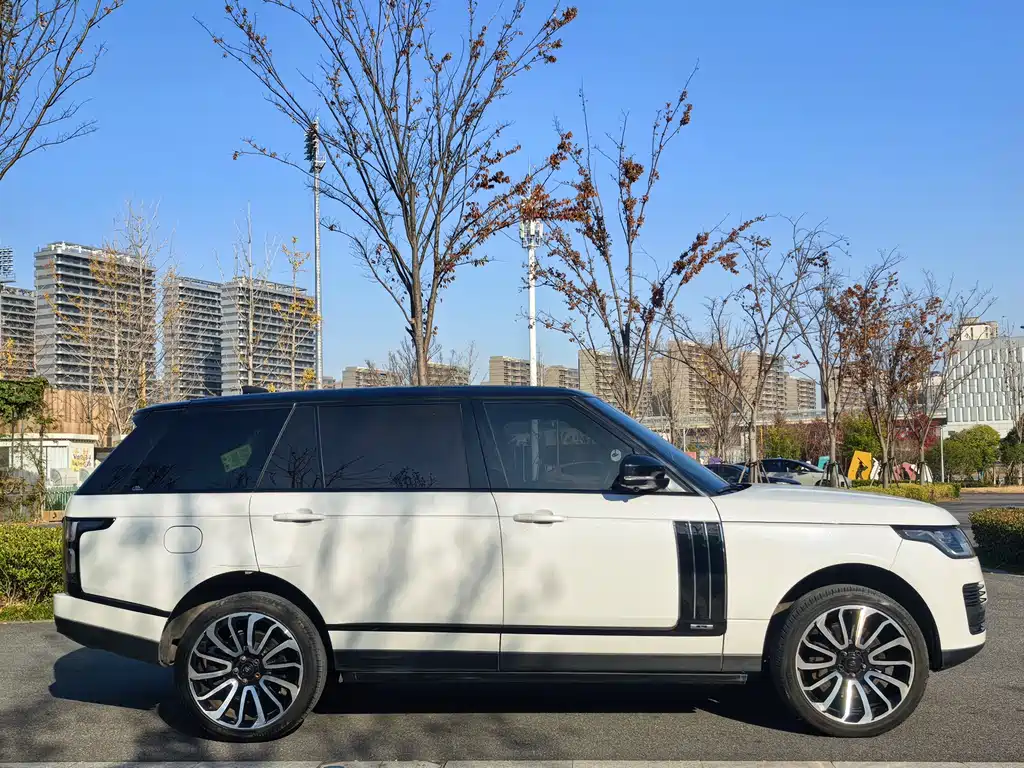Land Rover Range Rover 2017 — фото 7