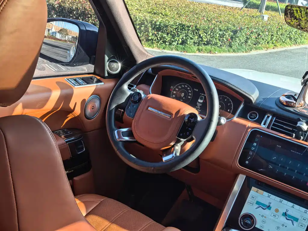 Land Rover Range Rover 2017 — фото 13