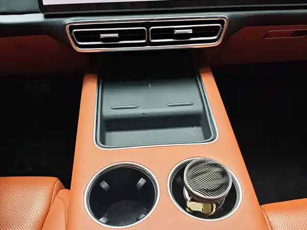 Li Auto L8 2023