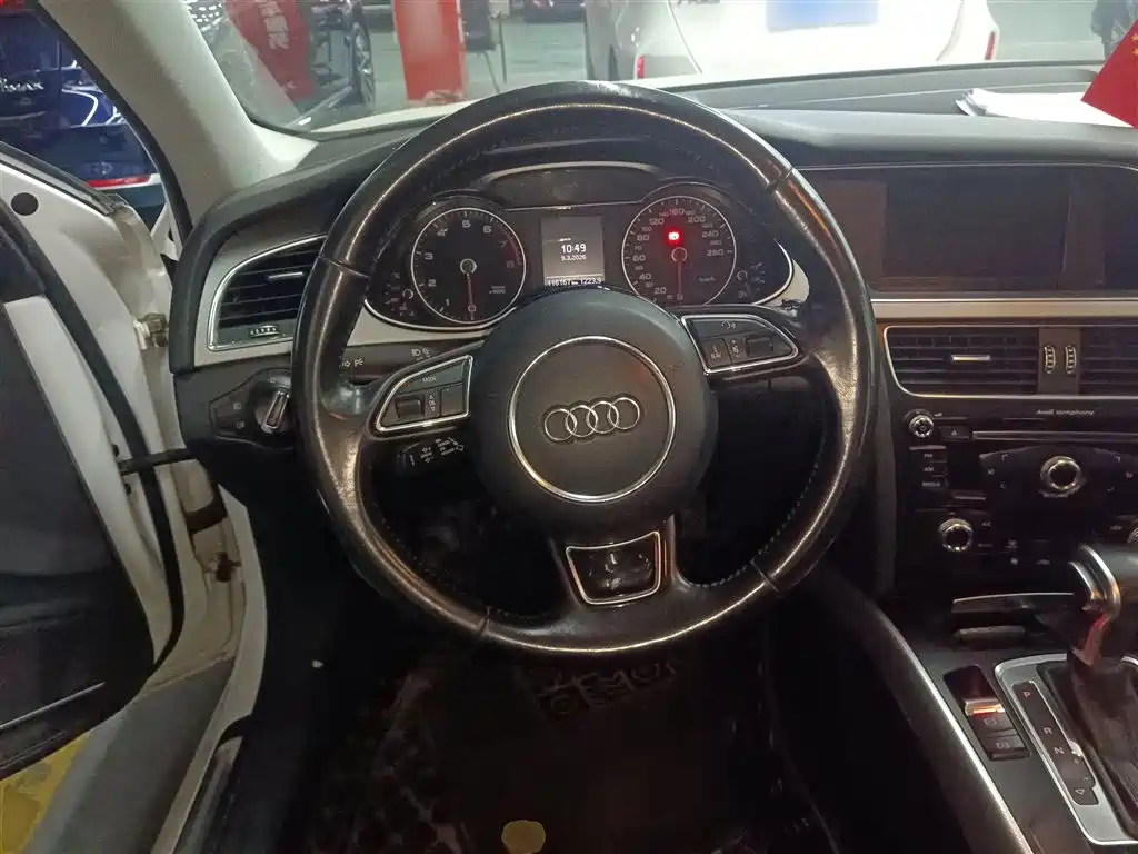 Audi A4L 2015 — фото 7