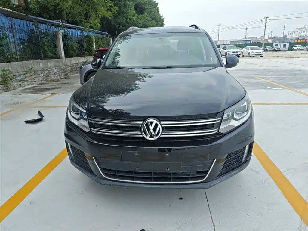 Volkswagen Tiguan 2014 — фото 3