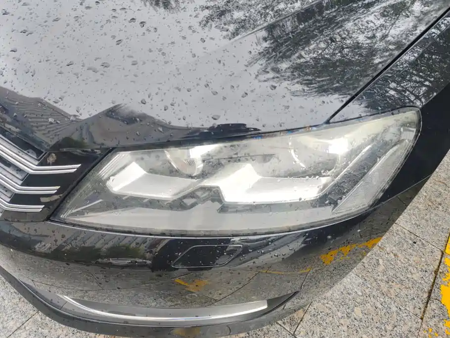Volkswagen Passat 2012