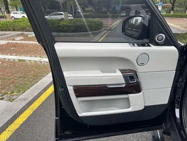 Land Rover Range Rover 2015