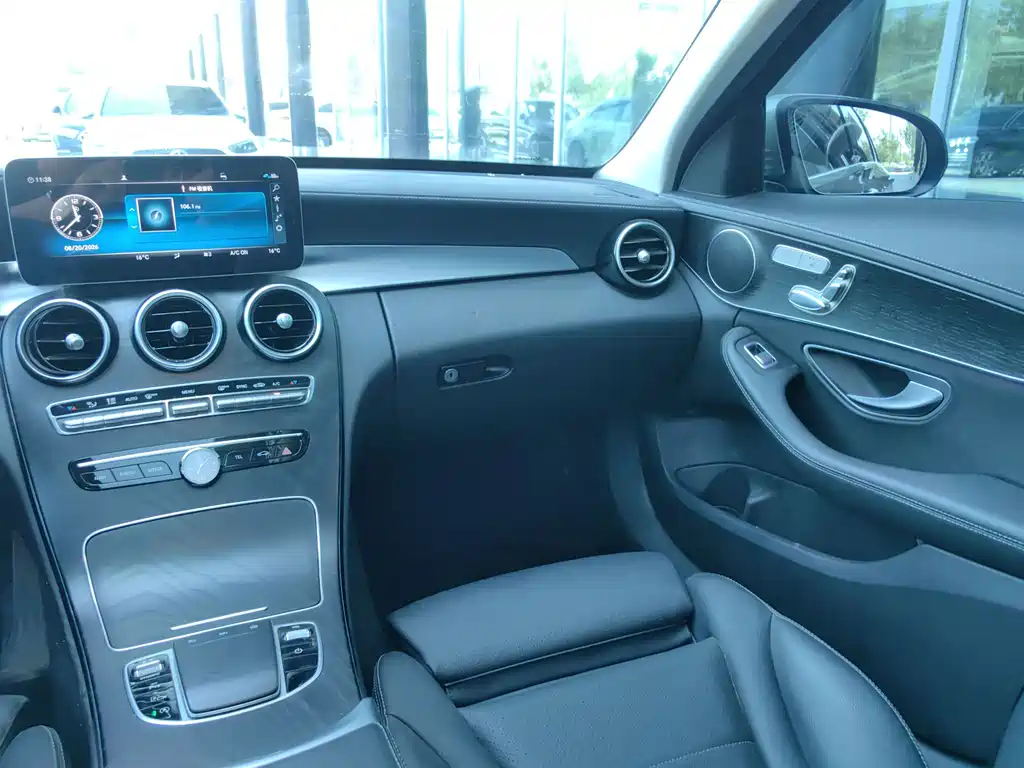 Mercedes-Benz C-Class 2021 — фото 13