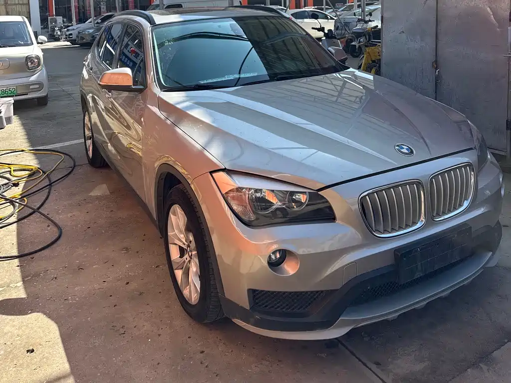 BMW X1 2015 — фото 5