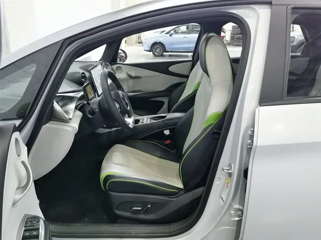 BYD Dolphin 2021 — фото 10