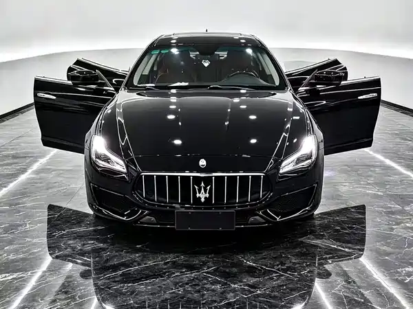 Maserati Quattroporte 2014