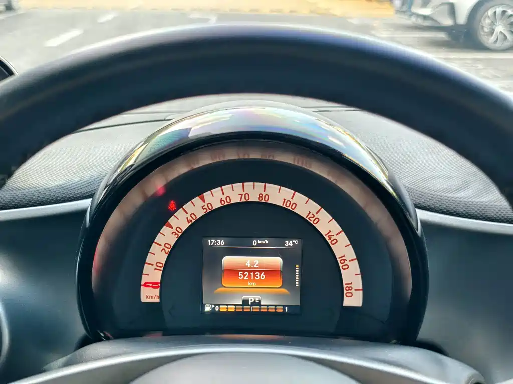 smart fortwo 2017 — фото 31