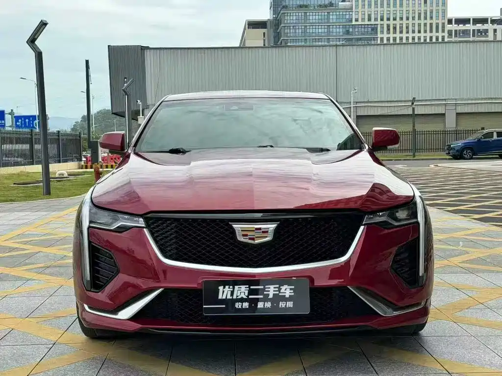 Cadillac CT4 2021 — фото 2