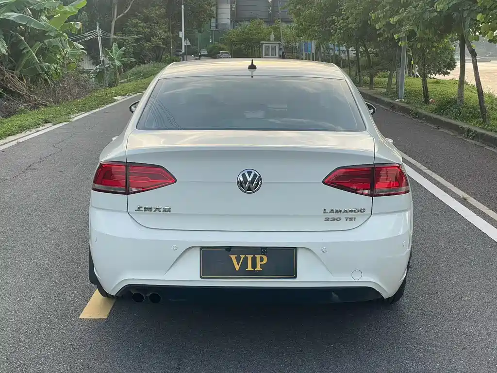 Volkswagen Lamando 2015