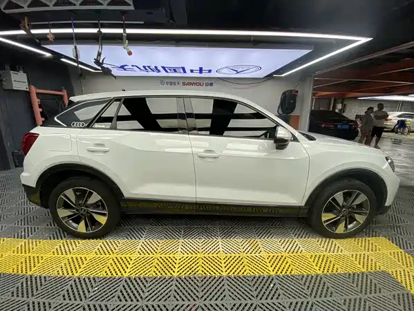 Audi Q2L 2022
