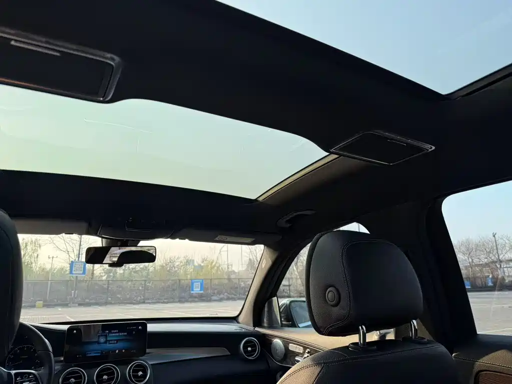 Mercedes-Benz GLC 2020 — фото 12