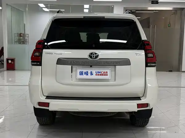 Toyota Prado 2018