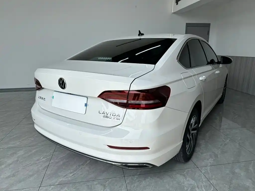 Volkswagen Lavida 2022