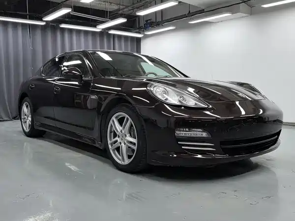 Porsche Panamera 2013