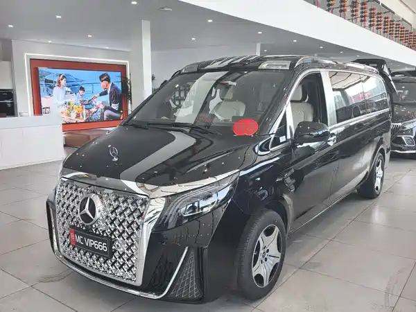 Mercedes-Benz Vito 2024