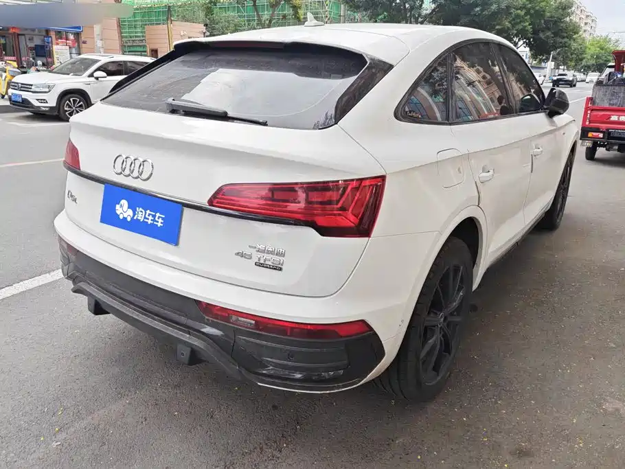 Audi Q5L Sportback 2021 — фото 3