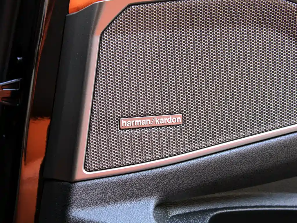 BMW M3 2025 — фото 18